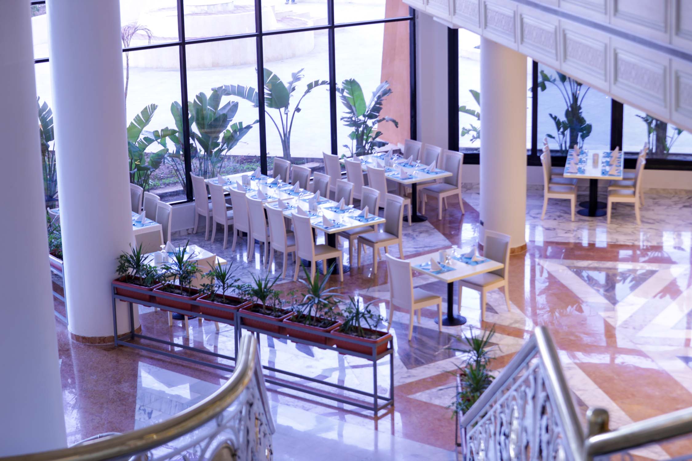 15-Fenti International Restaurant.jpg